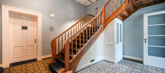 Villa de 13 divisões em Bonn, Germany N.º 222287 2