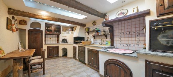 4 rooms House in Arcidosso, Italy No. 277381 19