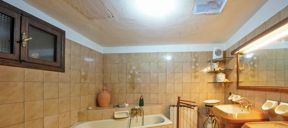 4 rooms House in Arcidosso, Italy No. 277381 26