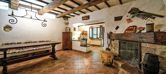 4 rooms House in Arcidosso, Italy No. 277381 17