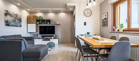 Apartamento de 2 dormitorios en Pianezza, Italy No. 272108 2