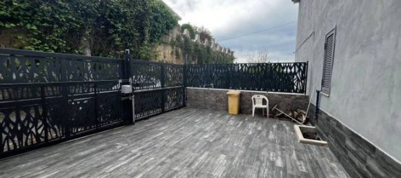 3 bedrooms Villa in Giugliano in Campania, Italy No. 79936 8