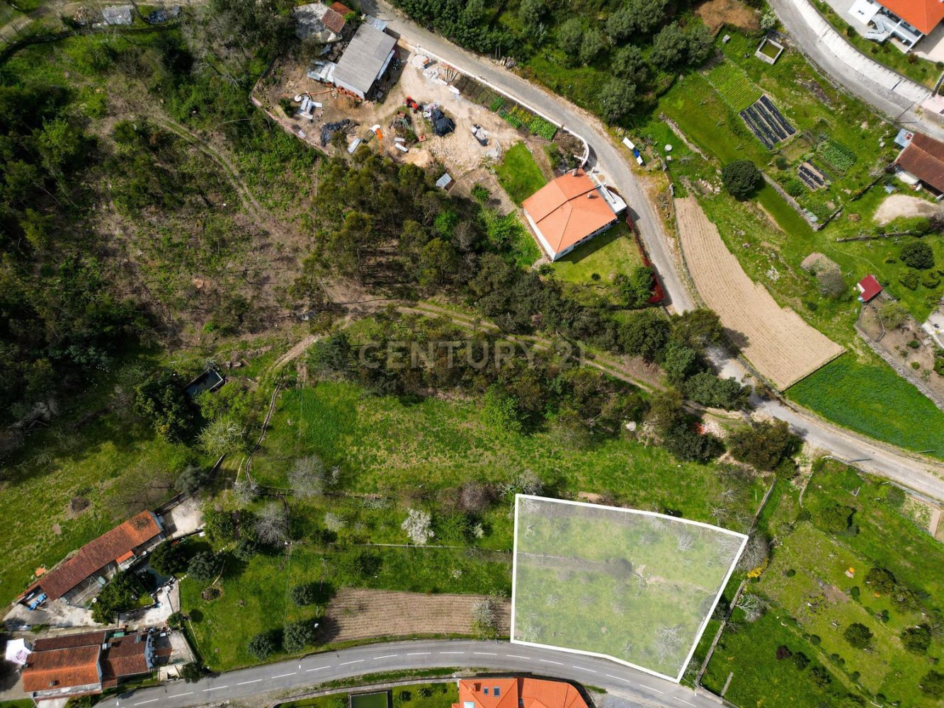 Terreno em Barcelos, Portugal 1300 m² N.º 51950