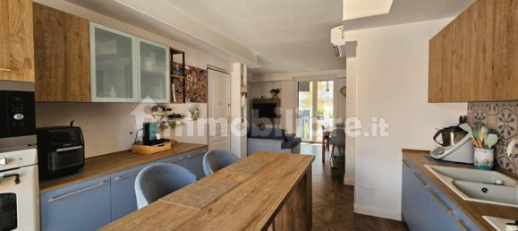 3 bedrooms Apartment in Oleggio, Italy No. 313486 4