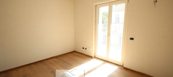 3 rooms Apartment in Alba, Italy No. 111793 19