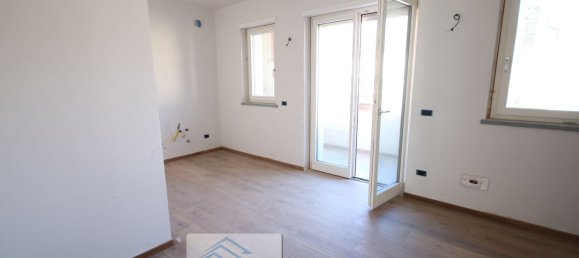 3 rooms Apartment in Alba, Italy No. 111793 22