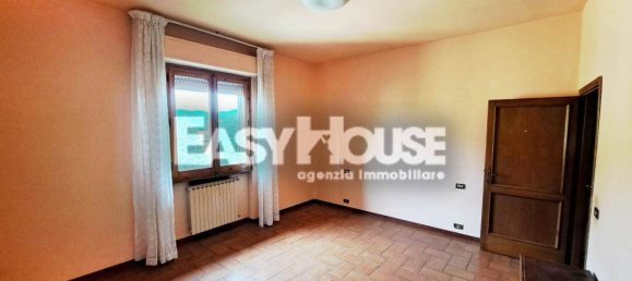 2 Schlafzimmer Wohnung in Laterina Pergine Valdarno, Italy, Nr. 77647 10
