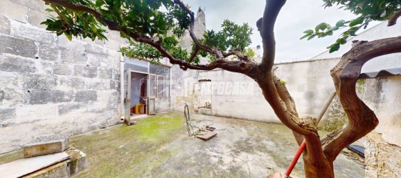 3-Zimmer Haus in Scorrano, Italy, Nr. 65701 14