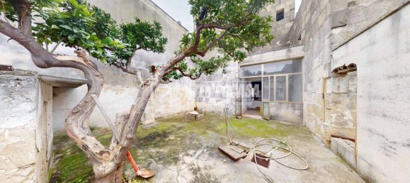 3-Zimmer Haus in Scorrano, Italy, Nr. 65701 2