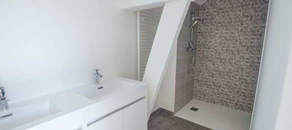 Casa de 4 dormitorios en Orleans, France No. 152708 5