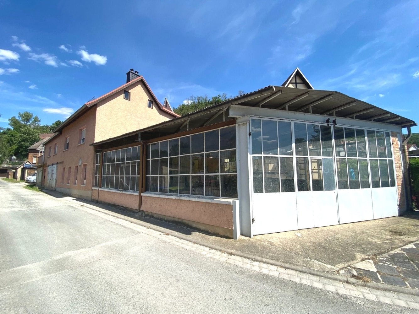 Коммерческая недвижимость с 4 спальнями в Зале-Хольцланд, Германия № 192326