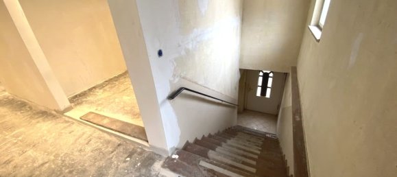 Коммерческая недвижимость с 4 спальнями в Зале-Хольцланд, Германия № 192326 2