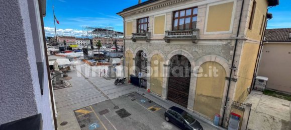 2 bedrooms Apartment in Udine, Italy No. 292397 4