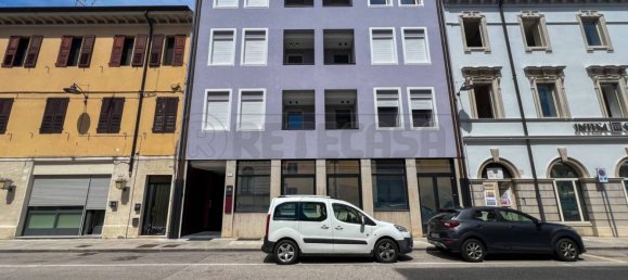 2 bedrooms Apartment in Udine, Italy No. 292397 17