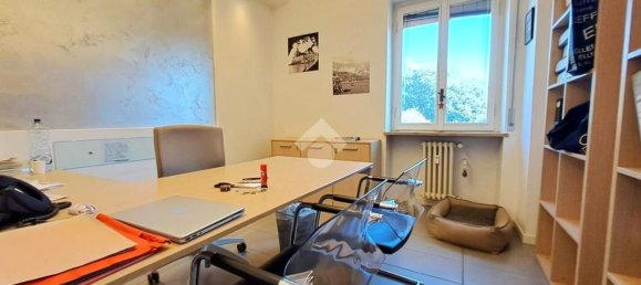 3غرفة شقة في Concorezzo, Italy رقم 259999 36