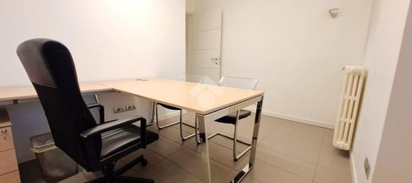 3غرفة شقة في Concorezzo, Italy رقم 259999 30