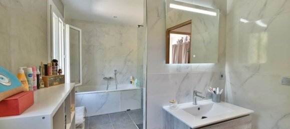 3 غرف نوم فيلا في Saint-Sylvestre-sur-Lot, France رقم 308416 12