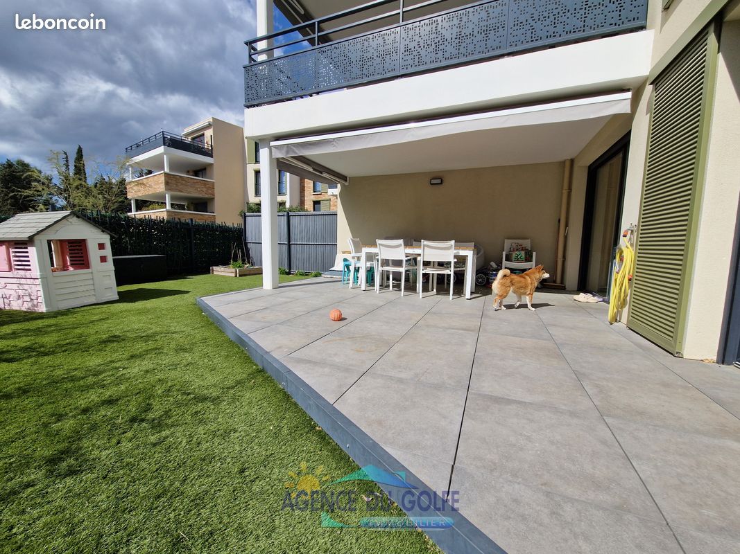 2 bedrooms Apartment in La Ciotat, France No. 343368