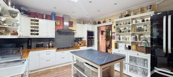 Дом с 4 спальнями в Пон-сюр-Йонна, Франция № 360106 9