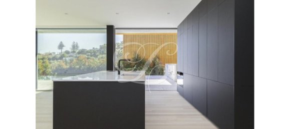 5 bedrooms Villa in Cascais, Portugal No. 170730 11