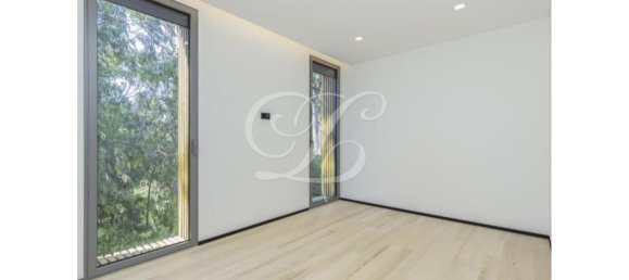 5 bedrooms Villa in Cascais, Portugal No. 170730 22