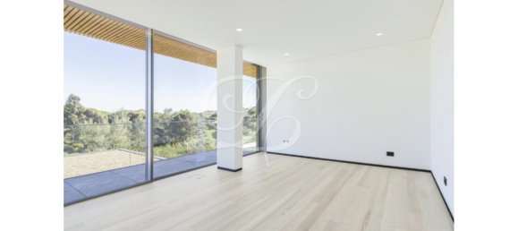 5 bedrooms Villa in Cascais, Portugal No. 170730 16