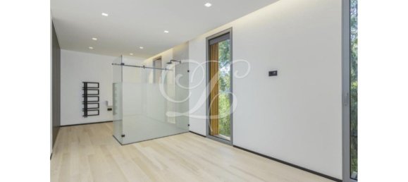 5 bedrooms Villa in Cascais, Portugal No. 170730 23