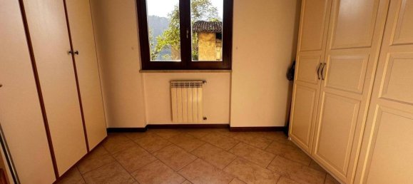 3 rooms Apartment in Lumezzane, Italy No. 26466 4