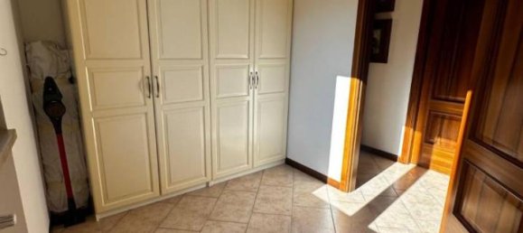 3 rooms Apartment in Lumezzane, Italy No. 26466 5