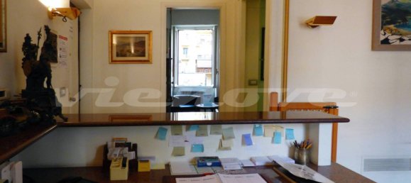 4 rooms Office in Rome, Italy No. 336792 8