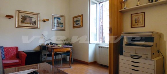 4 rooms Office in Rome, Italy No. 336792 10