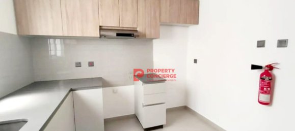 Квартира с 2 спальнями в The Gardens, ОАЭ № 42604 5