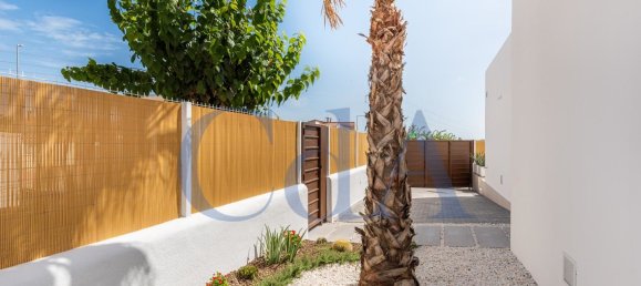 3 bedrooms Villa in San Fulgencio, Spain No. 4895 8