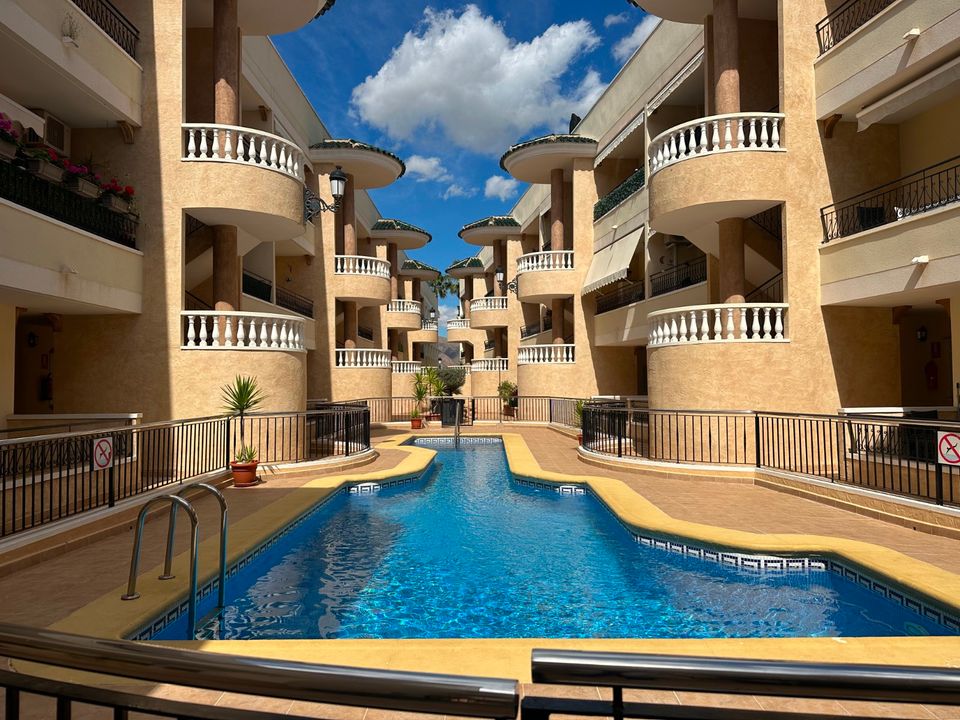 2 غرف نوم شقة في Jacarilla, Spain رقم 180261