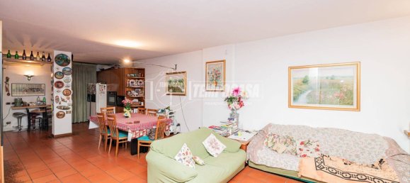 4 bedrooms Apartment in San Donato Milanese, Italy No. 279095 4