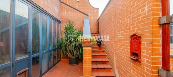 4 bedrooms Apartment in San Donato Milanese, Italy No. 279095 40