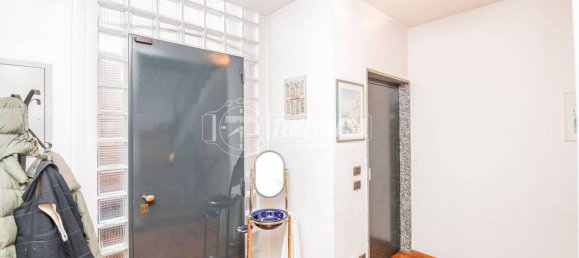 4 bedrooms Apartment in San Donato Milanese, Italy No. 279095 9