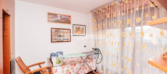 4 bedrooms Apartment in San Donato Milanese, Italy No. 279095 10