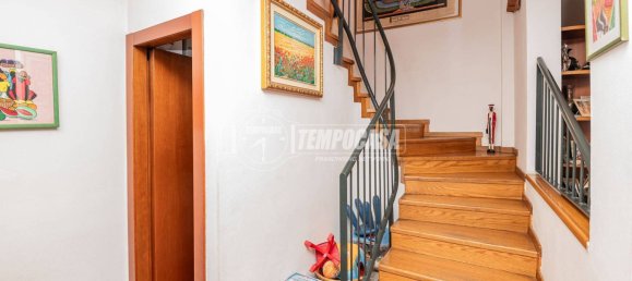 4 bedrooms Apartment in San Donato Milanese, Italy No. 279095 7