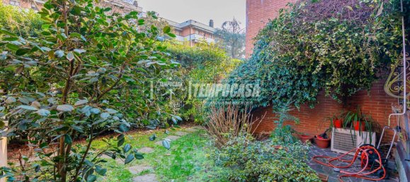 4 bedrooms Apartment in San Donato Milanese, Italy No. 279095 2