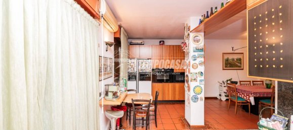 4 bedrooms Apartment in San Donato Milanese, Italy No. 279095 6