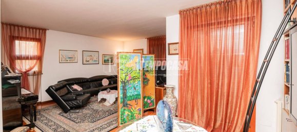 4 bedrooms Apartment in San Donato Milanese, Italy No. 279095 16