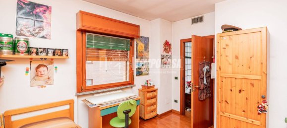 4 bedrooms Apartment in San Donato Milanese, Italy No. 279095 22
