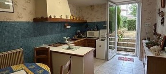 2 Schlafzimmer Haus in Vienne, France, Nr. 314263 3