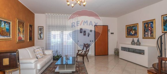 2 bedrooms House in Caltagirone, Italy No. 309115 16