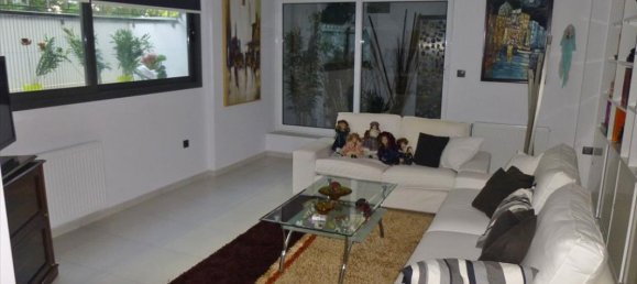 6 bedrooms Villa in Volos, Greece No. 1226 10