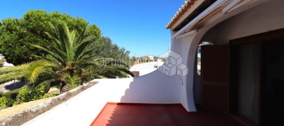 4 bedrooms Villa in Guia, Portugal No. 143796 3