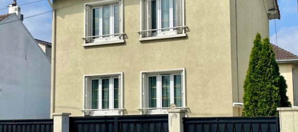 3 chambres Villa à Neuilly-sur-Marne, France No. 177922 17