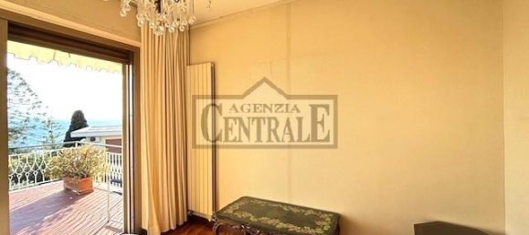 4-salle Appartement à Sanremo, Italy No. 232818 17
