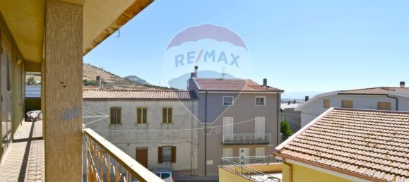 6 rooms Apartment in Macomer, Italy No. 361996 18